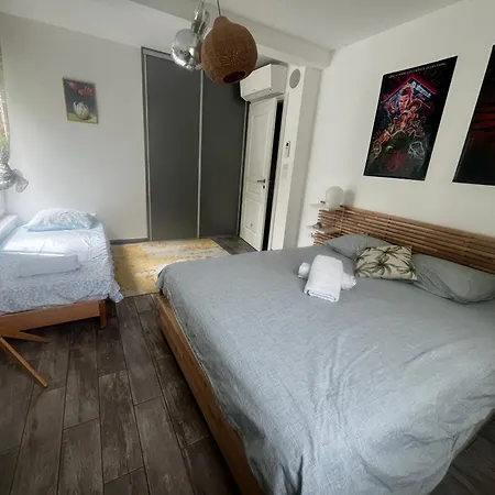 Exclusive 10 Pers, Garages, 10 Min De La Cathedrale Semesterbostad