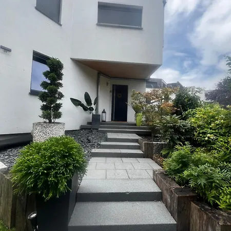 Exclusive 10 Pers, Garages, 10 Min De La Cathedrale Semesterbostad *